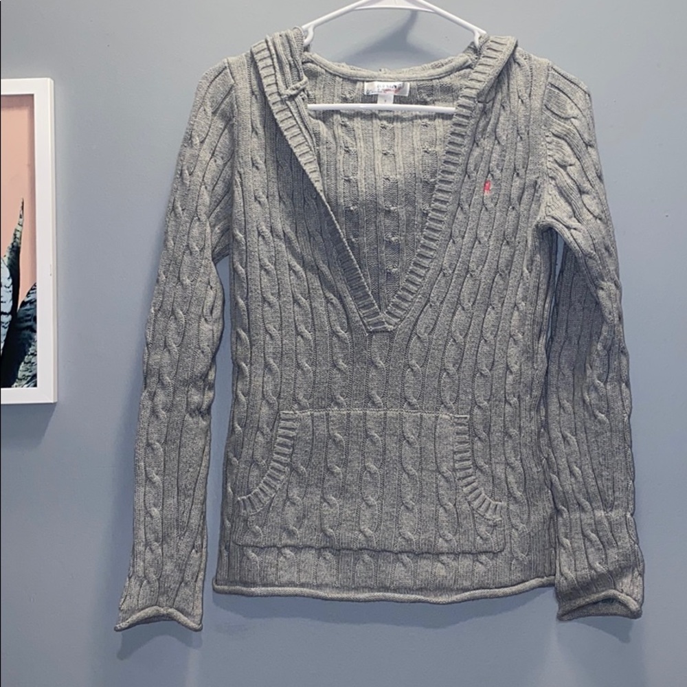 Old navy sweater